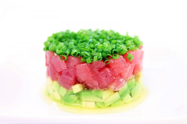 How to make Tuna Tartare with Avocado & Chives