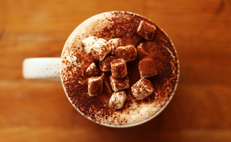 The Perfect Hot Chocolate with Bourbon and whipped cream, get it at Ateriet.com