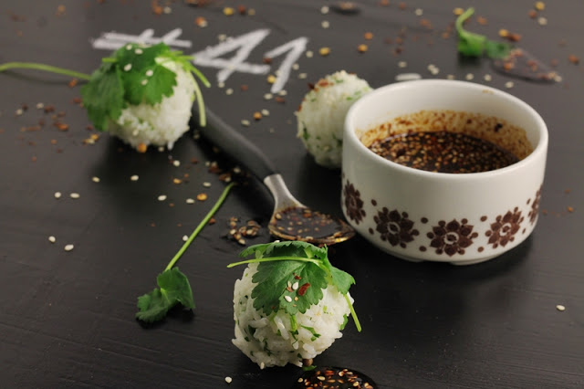 Cilantro Rice Balls with Sesame Seeds and Asian Dip