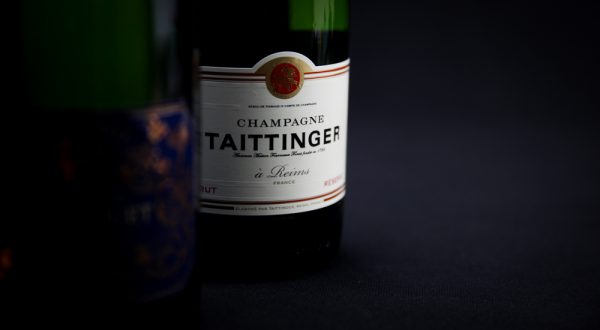 6 Champagne Cocktails To Serve This New Year's Eve - Ateriet.com