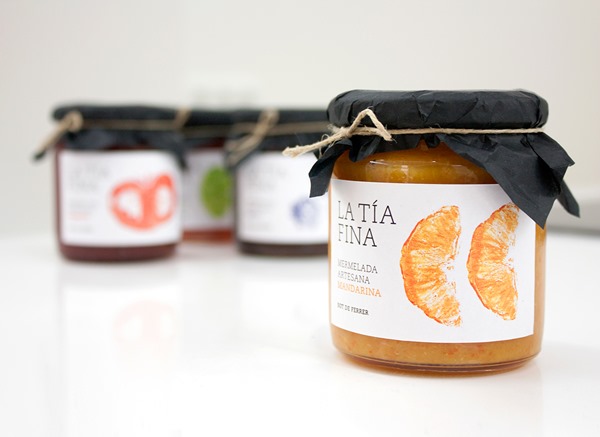 Fruit Labels Made with Real Fruit for La Tia Fina Jam
