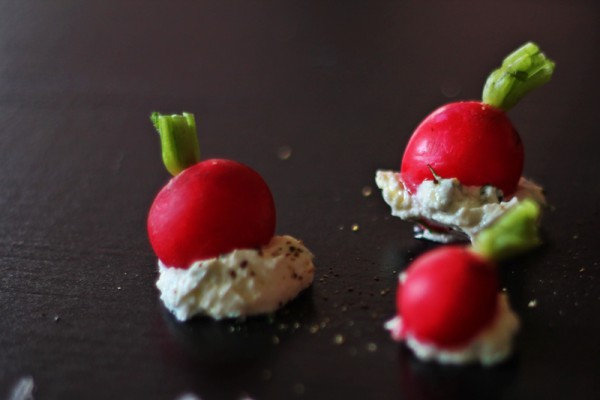 radishes with cream cheese