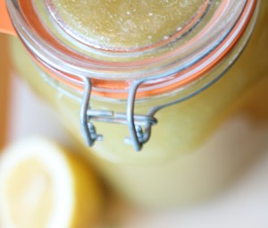 How to make homemade Applesauce