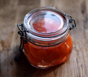 How to make Quick Pickled Carrots and how to serve it
