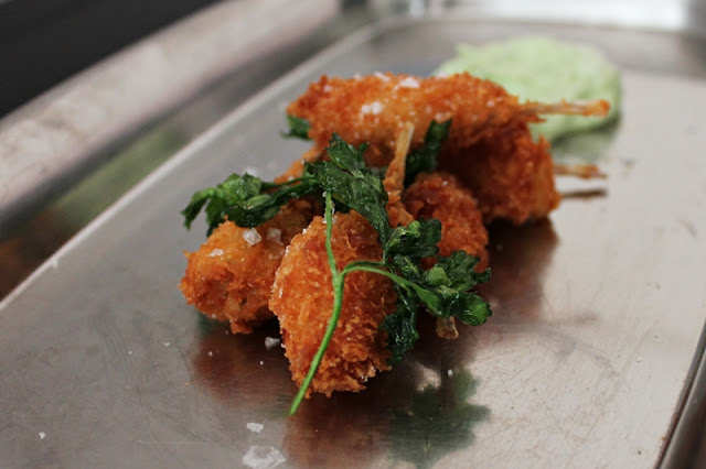 Frog Legs in Panko with Herb Dip