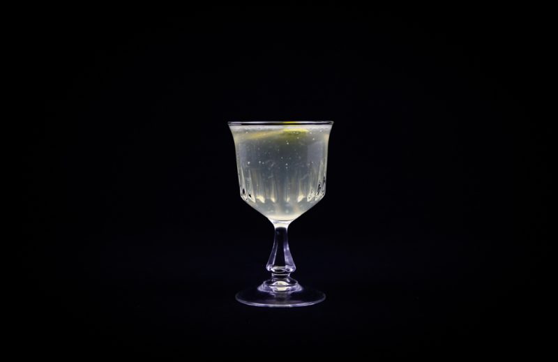 How To Make A Classic French 75 Champagne Cocktail