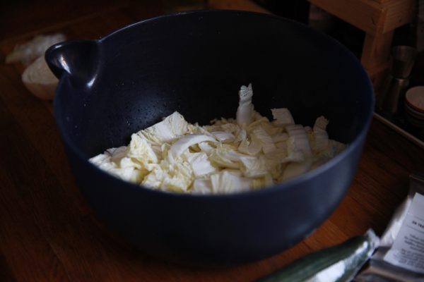 How To Make Easy Kimchi Salad That Tastes Great