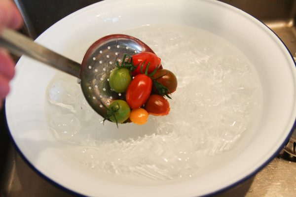 How To Make Oven Dried Cherry Tomatoes