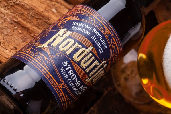 Cloudberry Beer Bottle Packaging Design - Check out Nordurljos