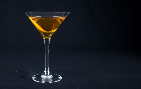 Learn How To Make a Horsecar Cocktail