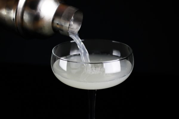 How To Make a Perfect White Lady Cocktail