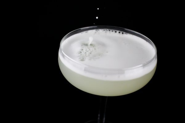 How To Make a Perfect White Lady Cocktail